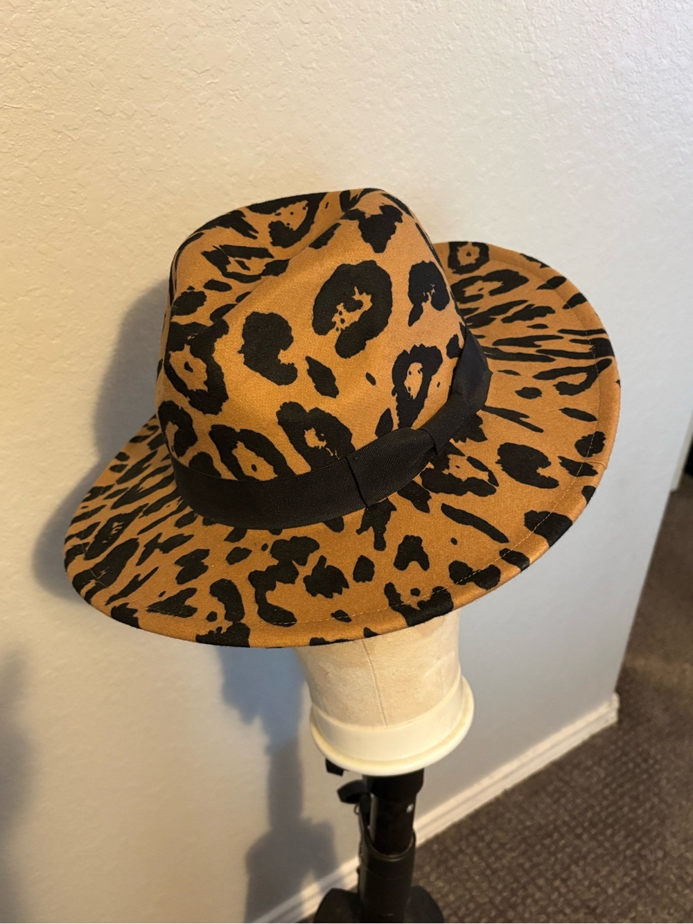 Leopard Print Fedora Hat with Black Band - Tan & Black